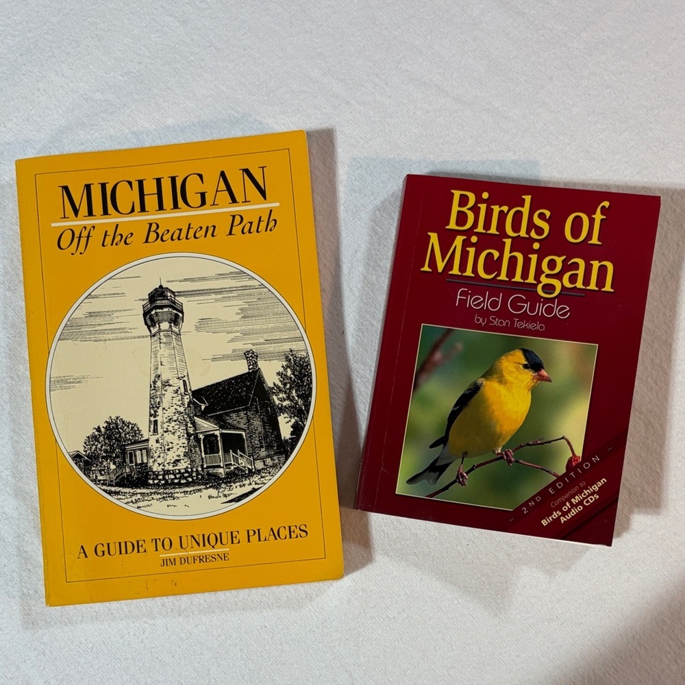 Birds of Michigan Bundle 2 Books Field Guide, Michigan off the beaten path